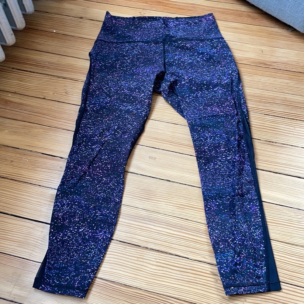 Women’s Lululemon Size 10 25” Purple Leggings